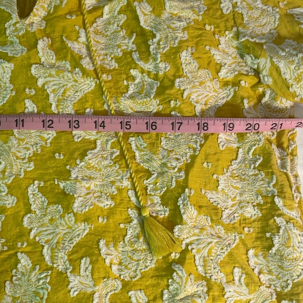 Lemon yellow Jacquard 3D white floral peasant tunic tassel v-neck 3/4 sleeve - Picture 6 of 11